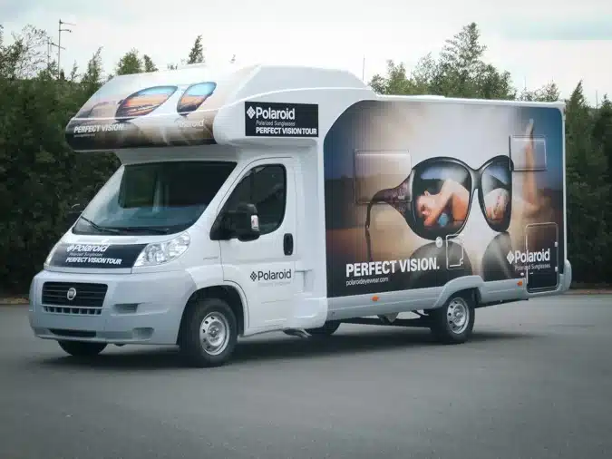 déco d'un camping car avec un full covering