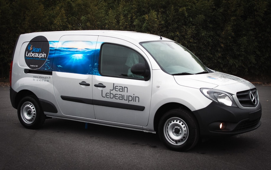 Flocage d'un utilitaire par Graphitruck