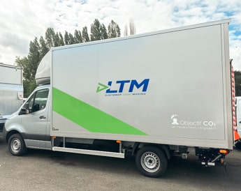 Flocage d'un camion d'entreprise