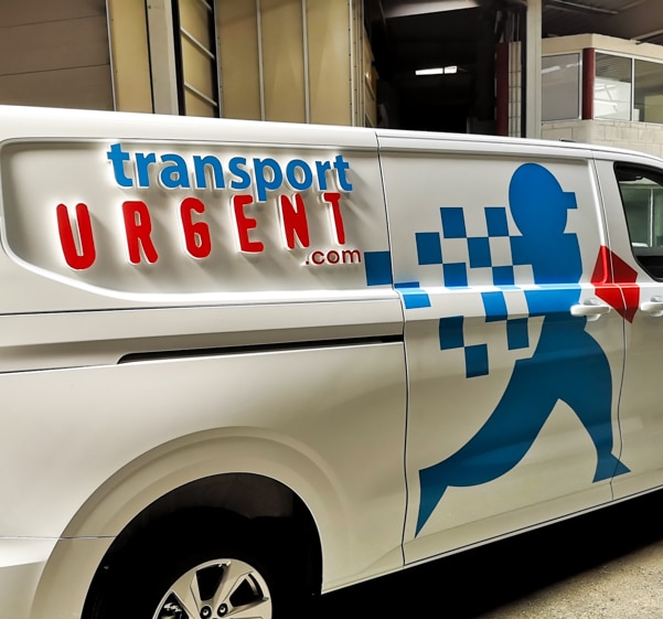 Marquage adhésif sur Ford Transit Custom