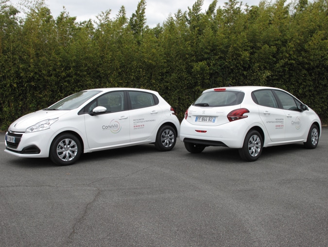 Semi-covering sur Peugeot 208