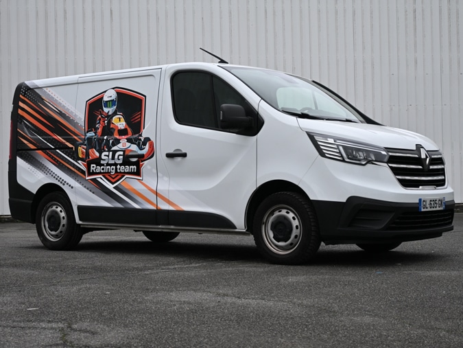 Covering d'une flotte de Renault Trafic pour une entreprise